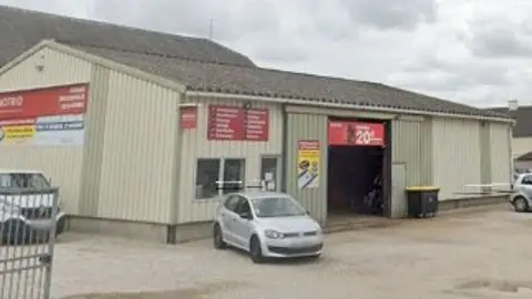 Photo publiée sur la fiche Google de Garage Eroudeville Occasions - Motrio, Éroudeville