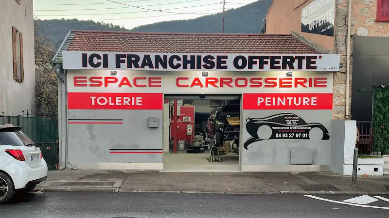 Photo publiée sur la fiche Google de Espace Carrosserie FRANCHISE JUSQU’À 100 % OFFERTE LA TRINITÉ, La Trinité