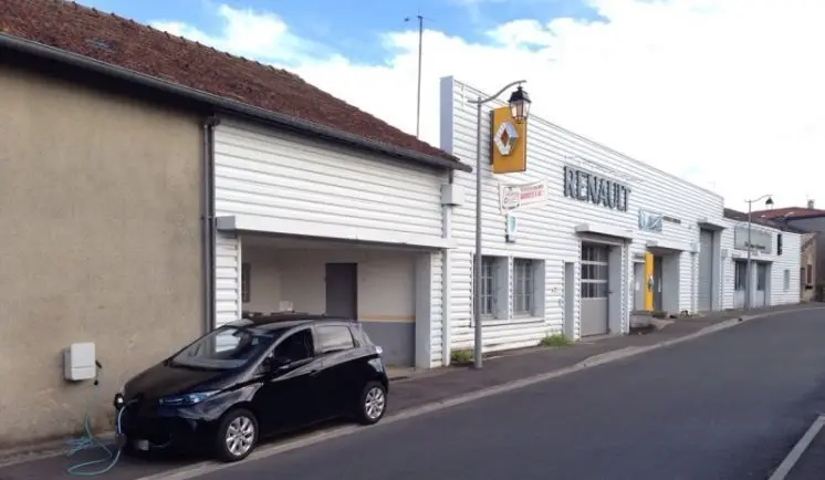 Photo publiée sur la fiche Google de Garage Fauroux (Agent Renault), Lisle-sur-Tarn