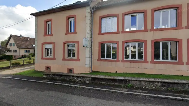Vue de la rue devant Uberschlag Dominique, Pfetterhouse