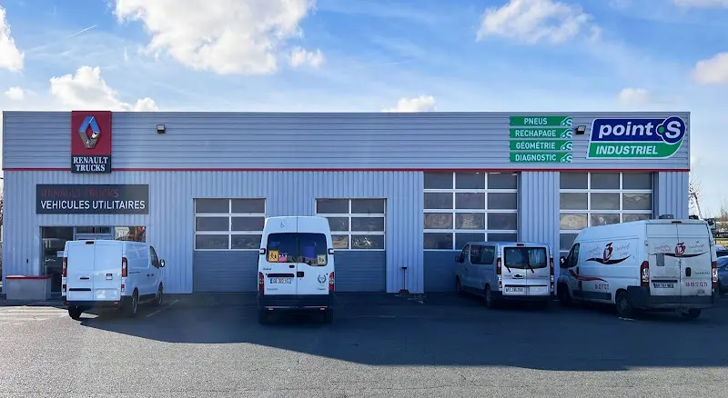 Photo publiée sur la fiche Google de Point S Industriel - Poitiers (Bernis Trucks), Poitiers