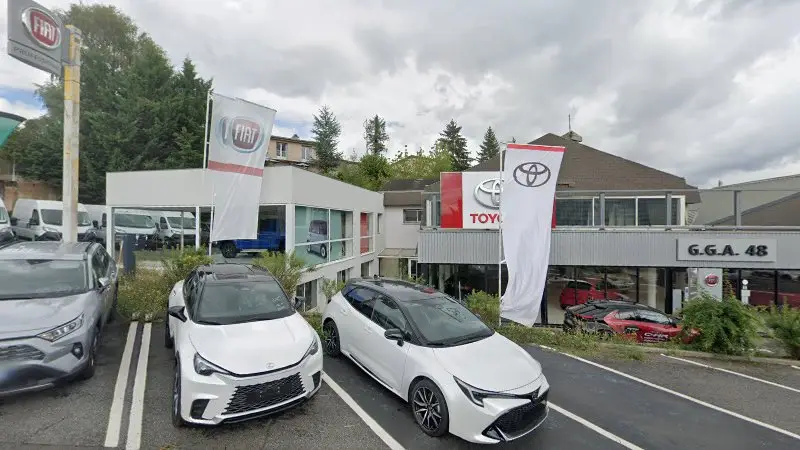 Vue de la rue devant STE DES GRANDS GARAGES D'AUVERGNE Alfa Romeo, Mende