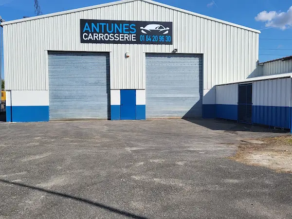 Photo publiée sur la fiche Google de Antunes Carrosserie, Rebais