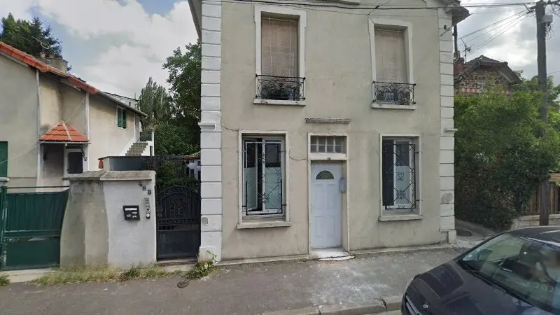 Vue de la rue devant Boss Masters, Aulnay-sous-Bois
