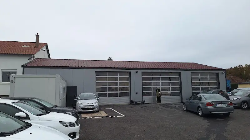 Photo publiée sur la fiche Google de Carrosserie Louhans Auto Service, Louhans
