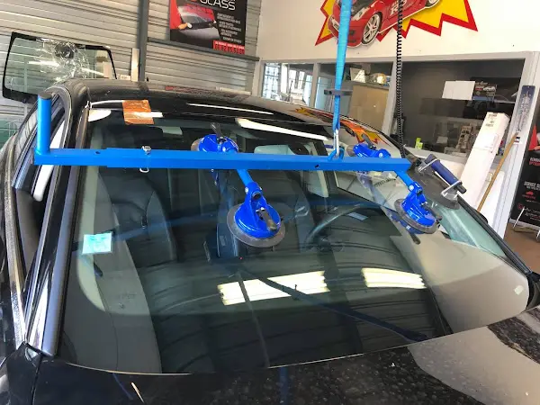 Photo publiée sur la fiche Google de Concept Glass - Spécialiste Vitrage Auto, Montmorot