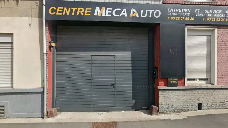 Vue de la rue devant Centre Nord Auto Sarl Auto, La Madeleine