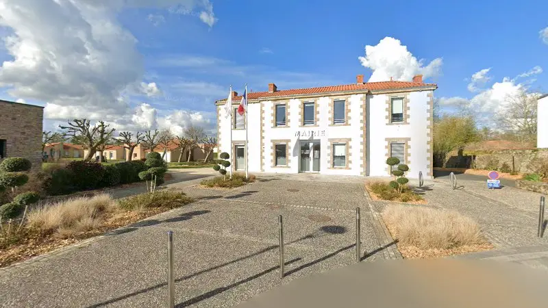 Vue de la rue devant Manag'Auto SARL, La Boissière-de-Montaigu