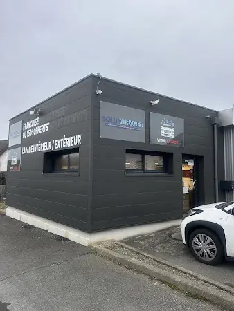 Photo publiée sur la fiche Google de SoluVitrages Vitré / Remplacement de pare brise, Vitré