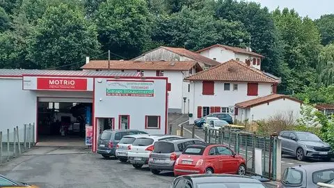 Photo publiée sur la fiche Google de Garage Intxaurmendi - Motrio, Bonloc