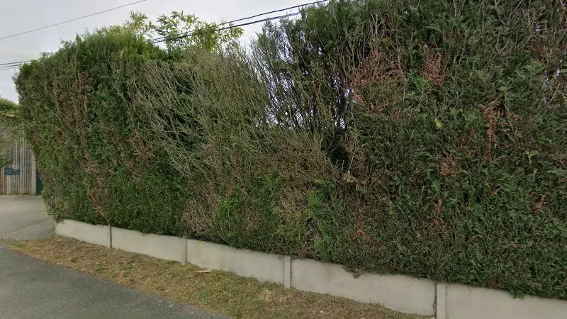 Vue de la rue devant Carrosserie Du Pont Du Matz, Cambronne-lès-Ribécourt
