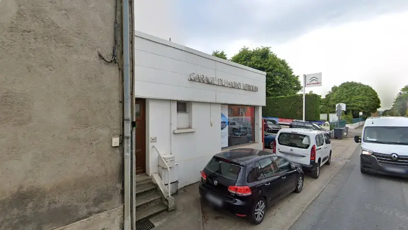 Vue de la rue devant Le Garage Du Mont Verdun - Citroën, Chasselay