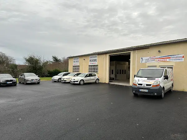Photo publiée sur la fiche Google de Carrosserie BROSSARD, Église-Neuve-de-Vergt