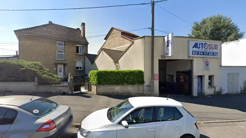 Vue de la rue devant Collard Elodie milo, Charleville-Mézières