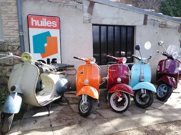 Photo publiée sur la fiche Google de Rustines Motocycles, Saint-Julien-en-Saint-Alban