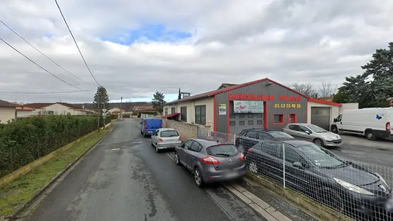 Vue de la rue devant Carrosserie Pelras, Marssac-sur-Tarn