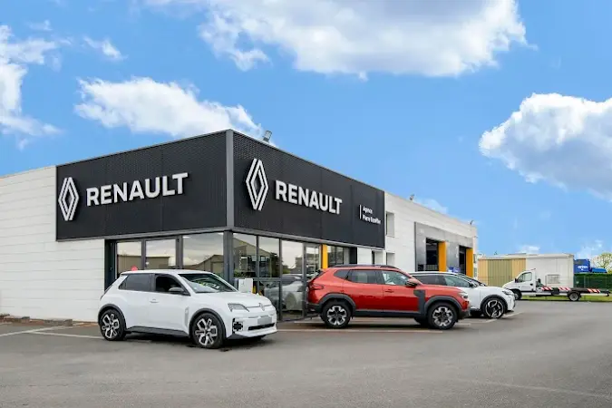 Photo publiée sur la fiche Google de Renault Agence Pierre Escoffier, Neuville-de-Poitou
