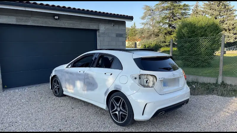 Photo publiée sur la fiche Google de Carrosserie LCS Custom 63, Vic-le-Comte