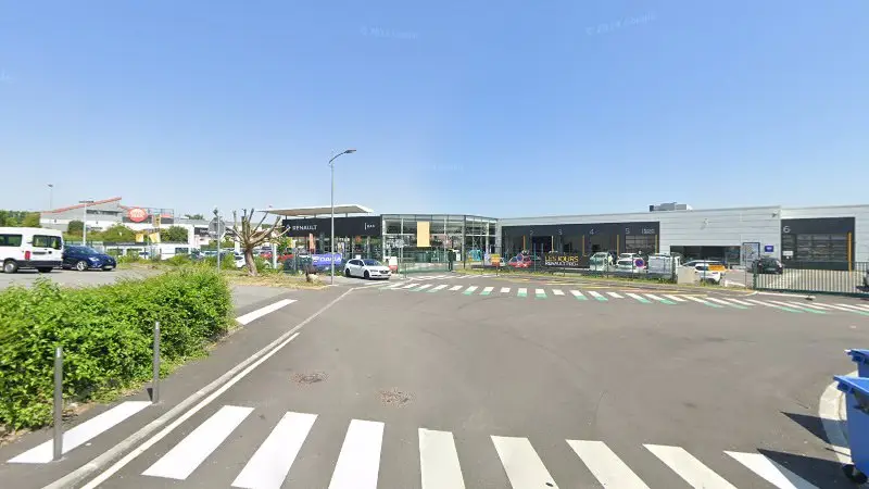 Vue de la rue devant DACIA BETHUNE DAB - DACIA Service, Fouquières-lès-Béthune