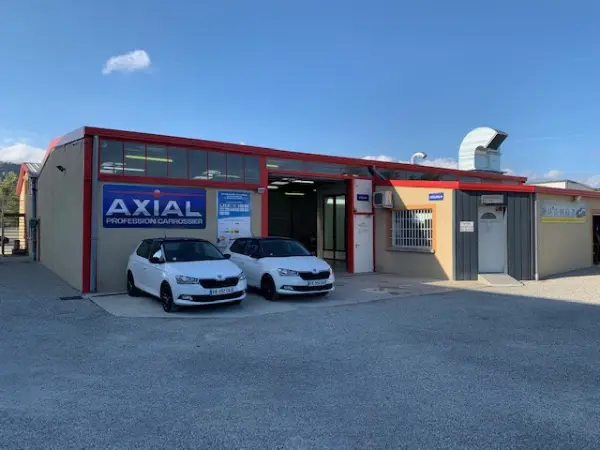 Photo publiée sur la fiche Google de Carrosserie Rey - Carrossier AXIAL La Roche-de-Glun, La Roche-de-Glun