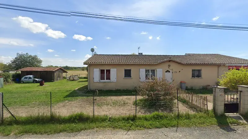 Vue de la rue devant GARAGE SUD GIRONDE, Auros