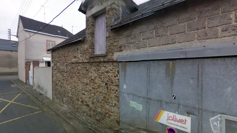 Vue de la rue devant Green motorsport - reprogrammation moteur et conversion éthanol, Châteaubriant