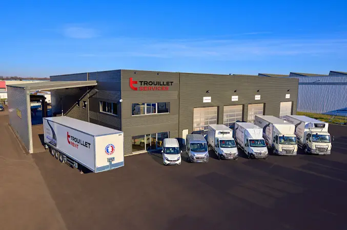 Photo publiée sur la fiche Google de Trouillet Services Orléans – PL et Utilitaires : Réparation, Entretien, Peinture, Carrosserie, Location Utilitaires et Semi, Ormes