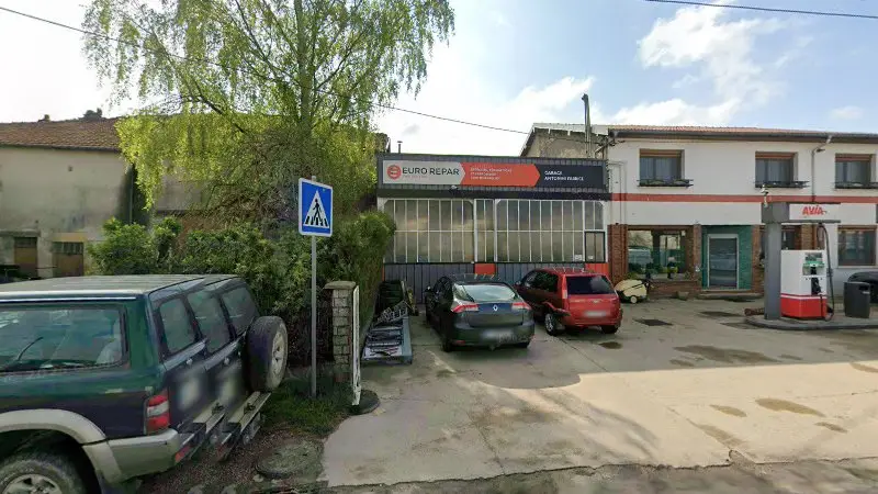 Vue de la rue devant Carrosserie & Garage Antonini Fabrice, Érize-la-Petite