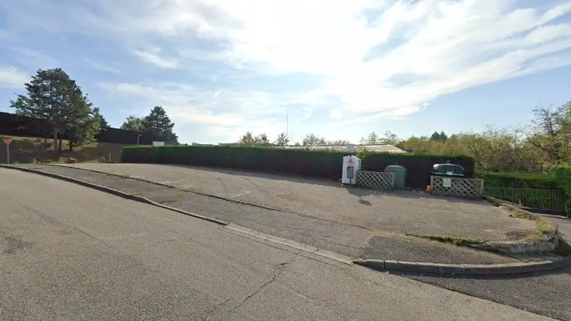 Vue de la rue devant école de production AtEc, Monistrol-sur-Loire