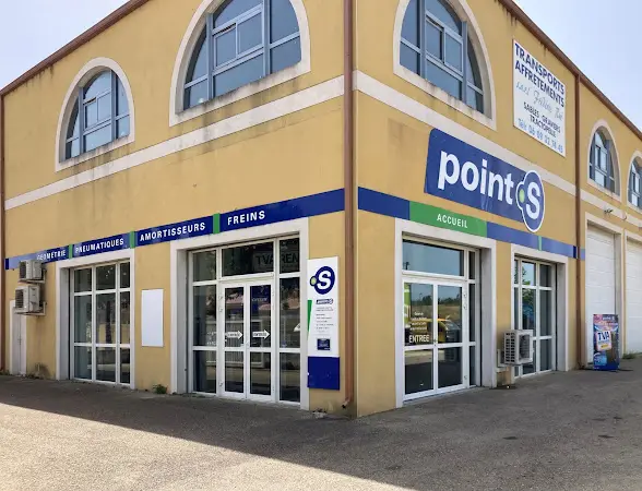 Photo publiée sur la fiche Google de Point S - Raphèle-les-Arles (BJF Pneus), Arles