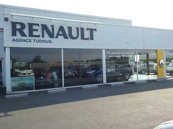 Photo publiée sur la fiche Google de Renault Dacia Bouchemaine Automobiles Agent Tudoux, Bouchemaine