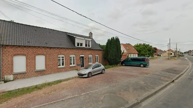 Vue de la rue devant GARAGE BURMER (SARL), Lillers