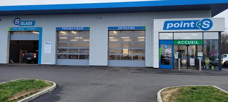 Photo publiée sur la fiche Google de Centre pare-brise S Glass Le Boulay, Le Boulay