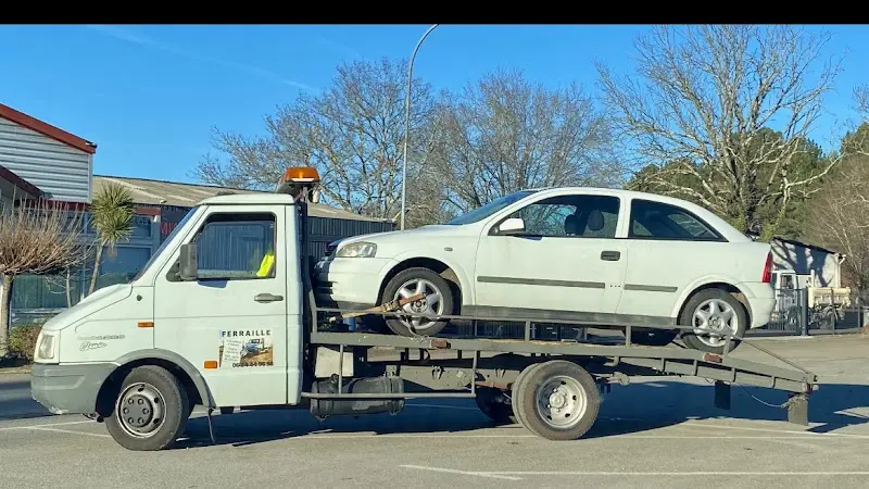 Photo publiée sur la fiche Google de Epaviste - Enlèvement de véhicule ️, Bayonne