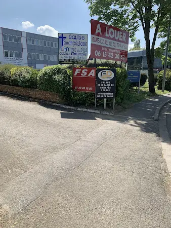 Photo publiée sur la fiche Google de FAST SERVICES AUTO - Spécialiste Injecteurs Diesel en Ile de France, Coignières