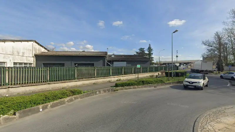Vue de la rue devant GARAGE MB - CARROSSERIE MB, Brie-Comte-Robert