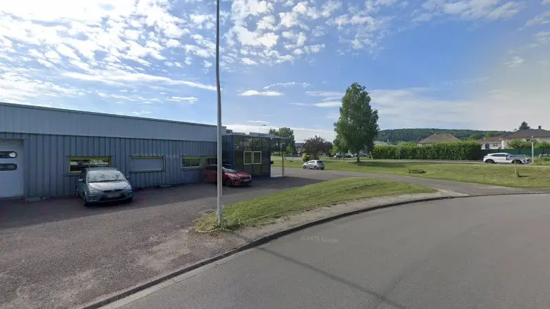 Vue de la rue devant Cabinet D'Expertise Automobile, Noidans-lès-Vesoul
