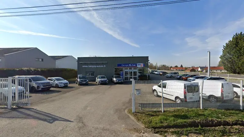 Vue de la rue devant 123 AutoService - Garage du LAC, Lusigny-sur-Barse