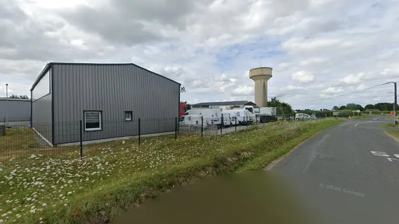 Vue de la rue devant Méca truck, Mauges-sur-Loire