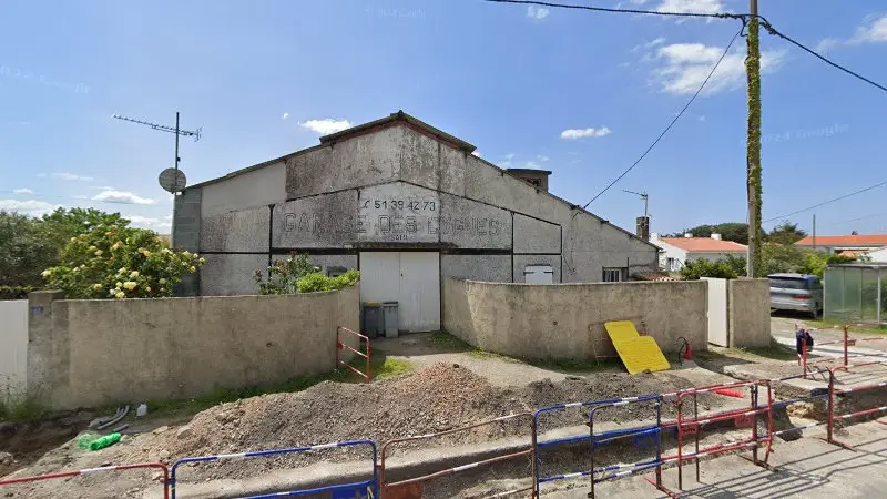 Vue de la rue devant Garage Des Cygnes, Noirmoutier-en-l'Île
