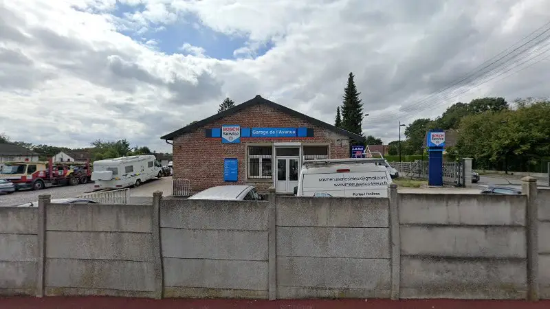 Vue de la rue devant Sarl Garage De L'avenue, Hautmont