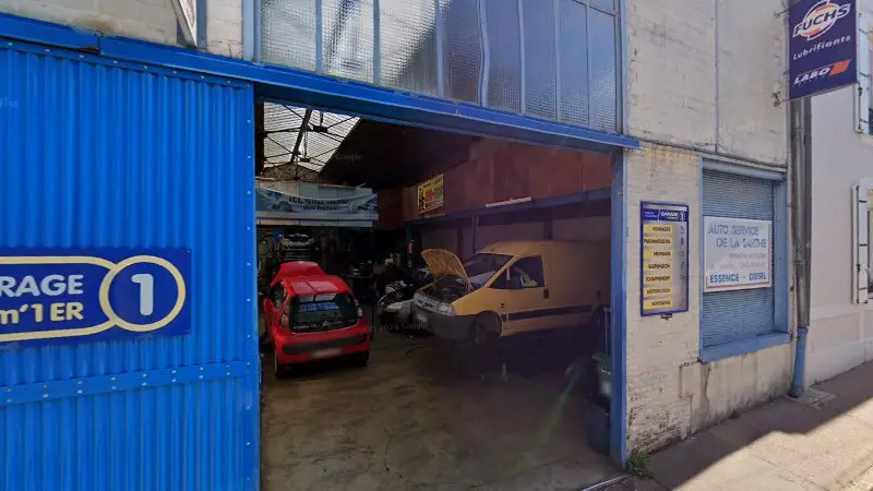 Vue de la rue devant GARAGE PREMIER - GARAGE JF ADAM, Le Mans