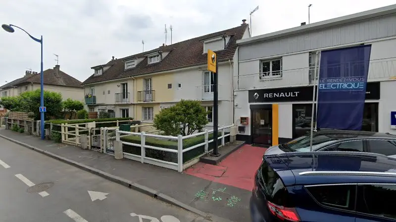 Vue de la rue devant Garage Renault, Sotteville-lès-Rouen