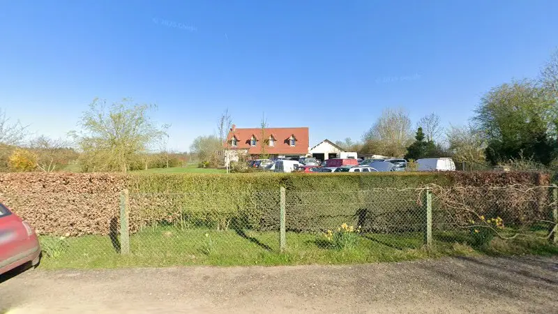 Vue de la rue devant GARAGE PREMIER - TOUFLET LAURENT, Fresne-Cauverville