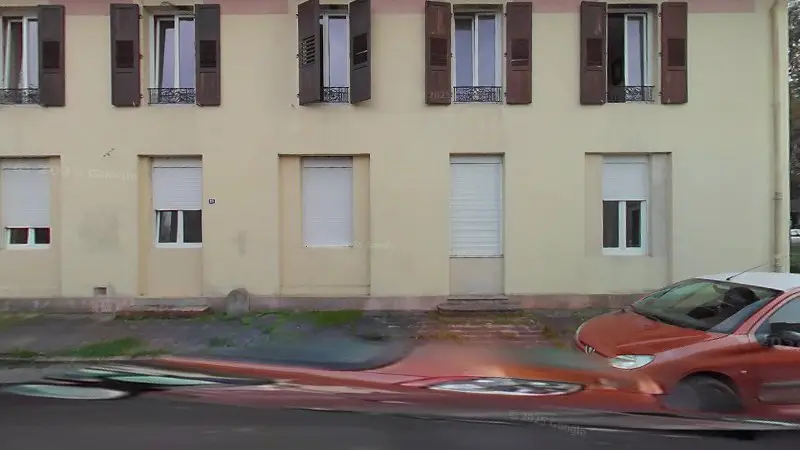Vue de la rue devant cm pieces auto, La Vôge-les-Bains