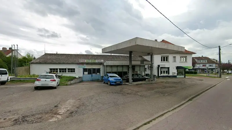 Vue de la rue devant Garage Auto Service Alain, Créhange