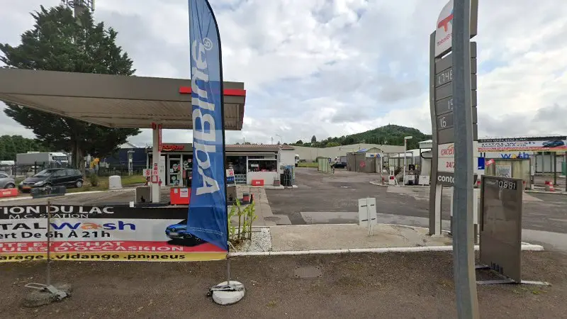 Vue de la rue devant Dépannage Assistance Franche Comté - Bosch Car Service, Noidans-lès-Vesoul