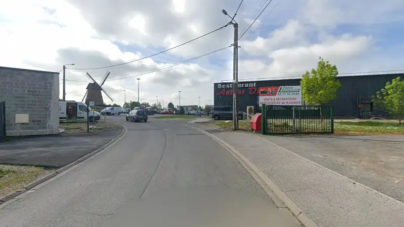 Vue de la rue devant GARAGE PREMIER - AUTOMOBILE DU MOULIN, Achicourt