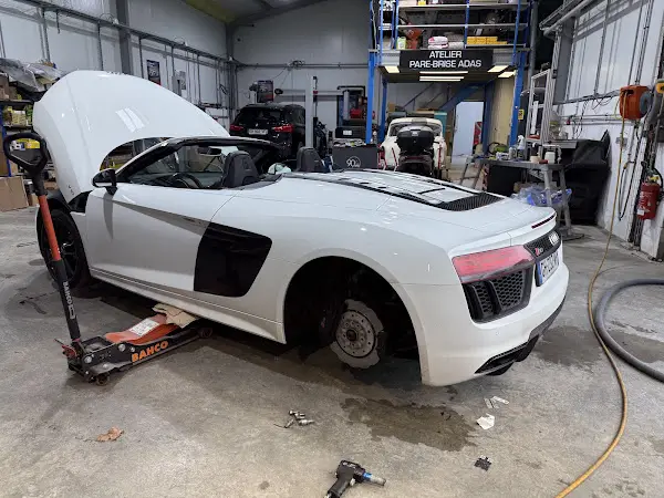 Photo publiée sur la fiche Google de Les Carrosseries Françaises, Les Alluets-le-Roi