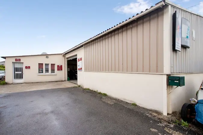 Photo publiée sur la fiche Google de CARROSSERIE MERIGUET, Ruelle-sur-Touvre